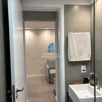 Apartamento em São Paulo, bairro Vila Cosmopolita