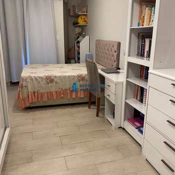 Sobrado em São Paulo, bairro Penha