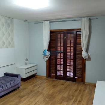 Sobrado em São Paulo, bairro Itaquera