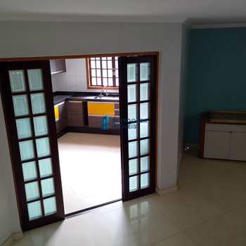 Sobrado em São Paulo, bairro Itaquera