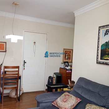 Apartamento em São Paulo, bairro Itaquera