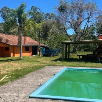 Chácara em Biritiba-Mirim, bairro Centro