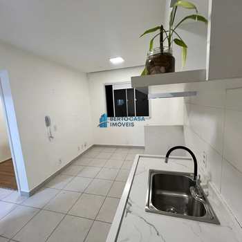 Apartamento em São Paulo, bairro Itaquera