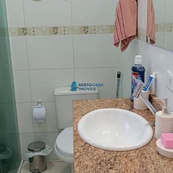Sobrado de Condomínio em São Paulo, bairro Itaquera