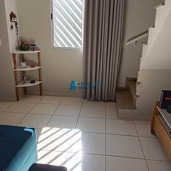 Sobrado de Condomínio em São Paulo, bairro Itaquera