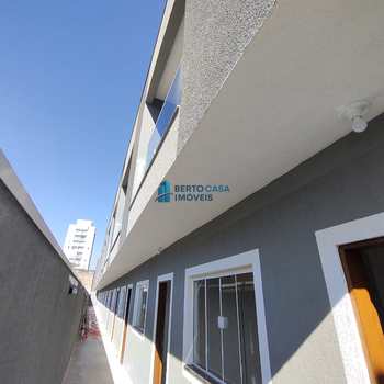 Sobrado em São Paulo, bairro Itaquera