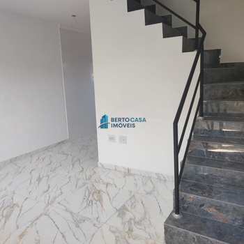 Sobrado em São Paulo, bairro Itaquera