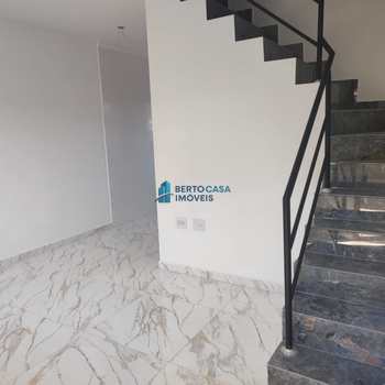 Sobrado em São Paulo, bairro Itaquera