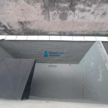 Casa de Condomínio em São Paulo, bairro Itaquera