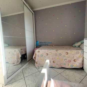 Apartamento em São Paulo, bairro Itaquera