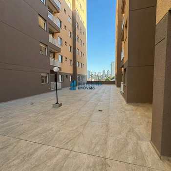 Apartamento em São Paulo, bairro Itaquera