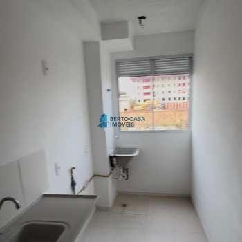 Apartamento em São Paulo, bairro Jardim Helian