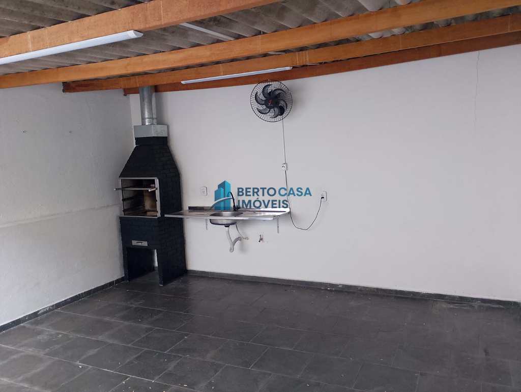 Sobrado em São Paulo, no bairro Cidade Líder