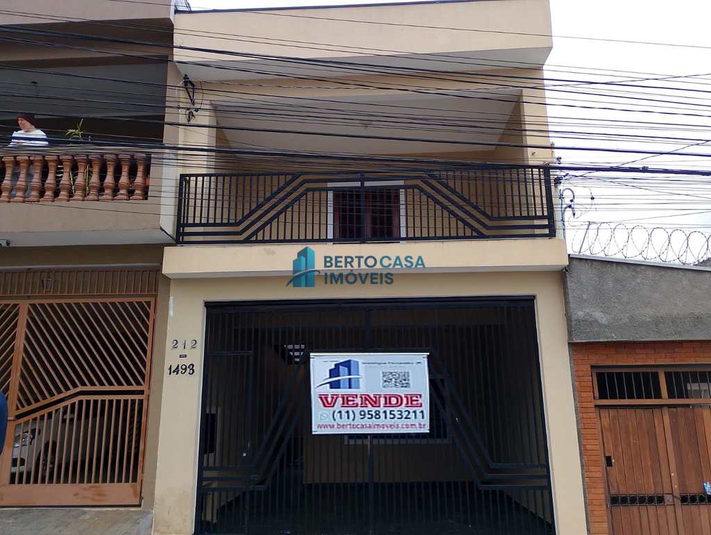 Sobrado em São Paulo, no bairro Cidade Líder