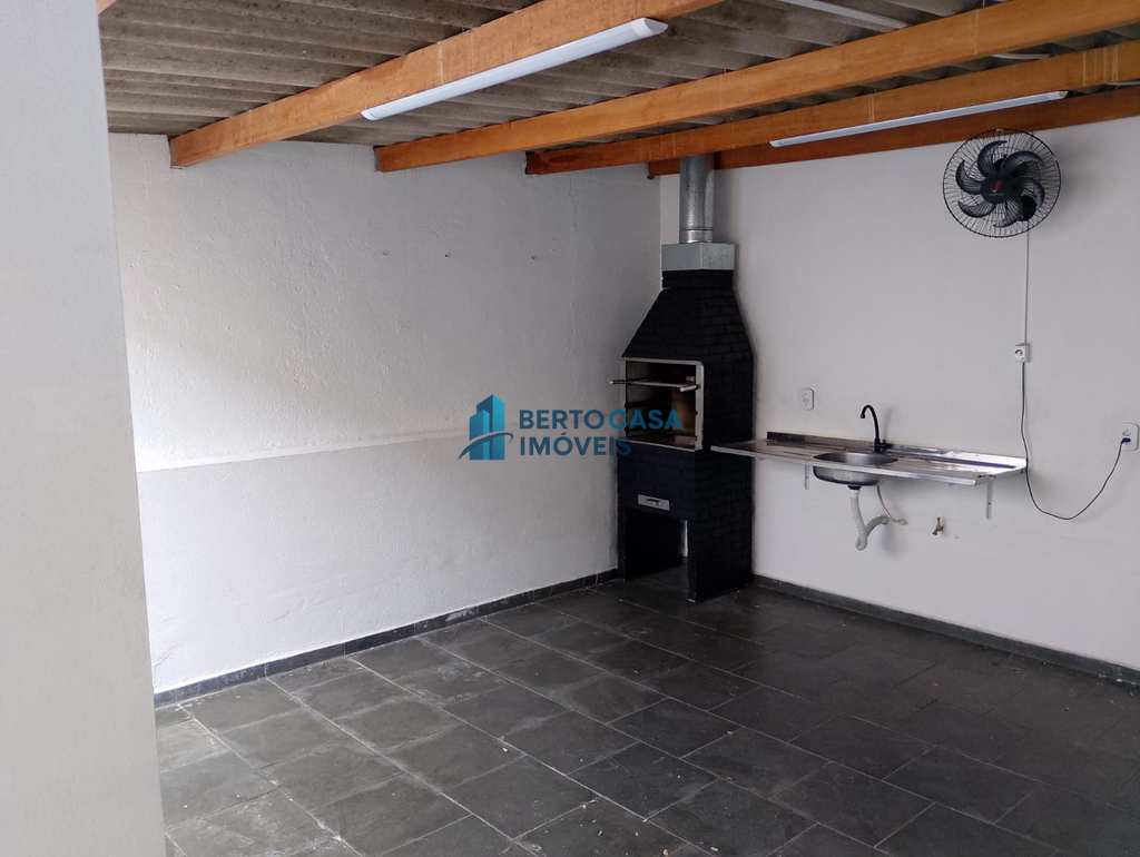 Sobrado em São Paulo, no bairro Cidade Líder