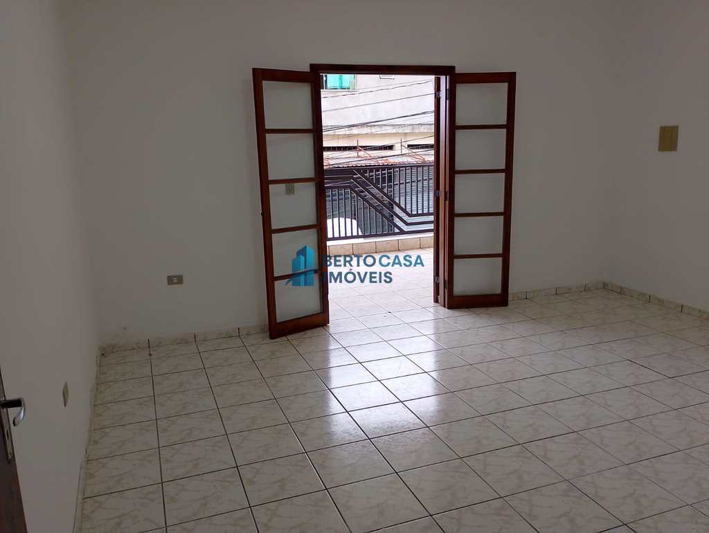 Sobrado em São Paulo, no bairro Cidade Líder