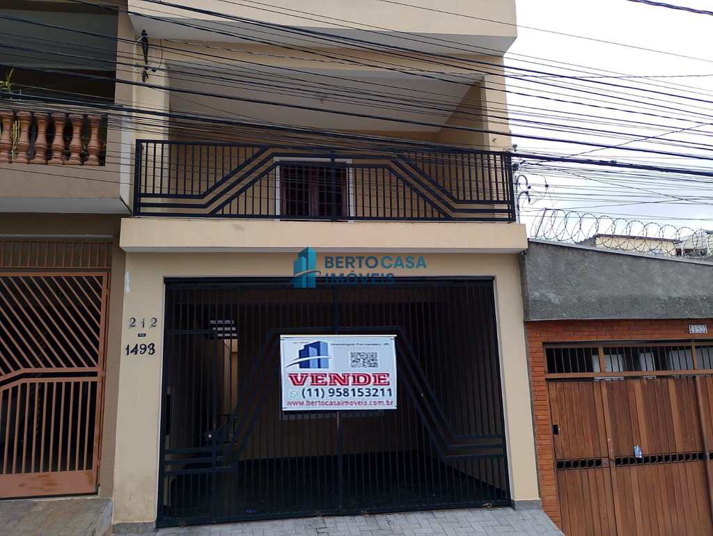 Sobrado em São Paulo, no bairro Cidade Líder