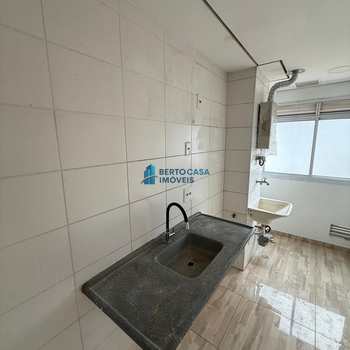 Apartamento em São Paulo, bairro Itaquera