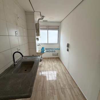 Apartamento em São Paulo, bairro Itaquera