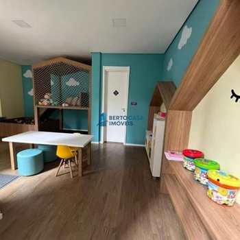 Apartamento em São Paulo, bairro Cidade Líder