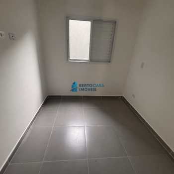 Apartamento em São Paulo, bairro Cidade Líder