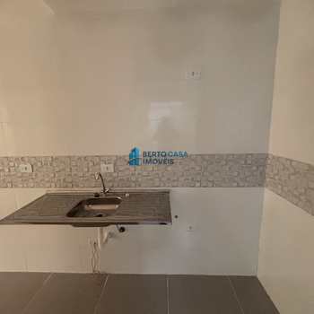 Apartamento em São Paulo, bairro Cidade Líder
