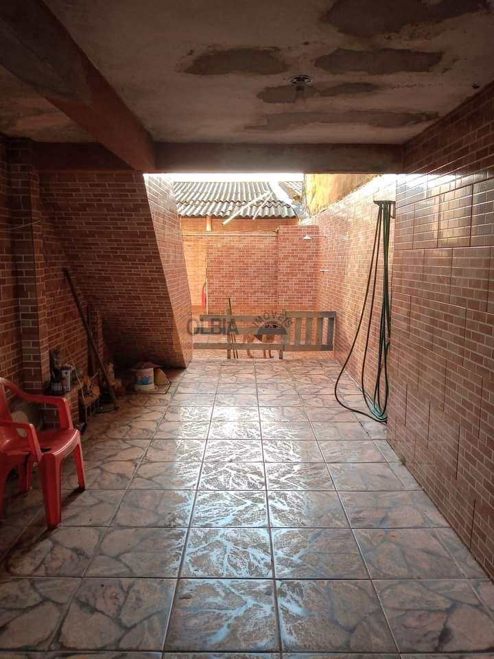 Sobrado em Mongaguá, no bairro Centro