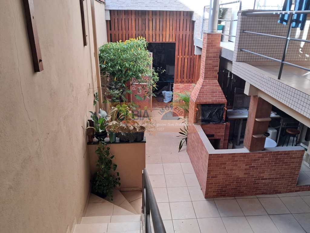Sobrado em São Paulo, no bairro Americanópolis