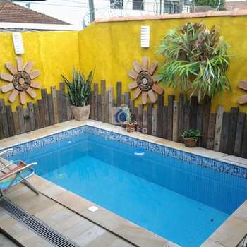 Casa em São Vicente, bairro Vila Valença
