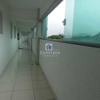 Apartamento em São Vicente, bairro Vila Cascatinha