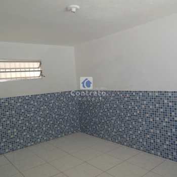 Casa em São Vicente, bairro Vila Voturua
