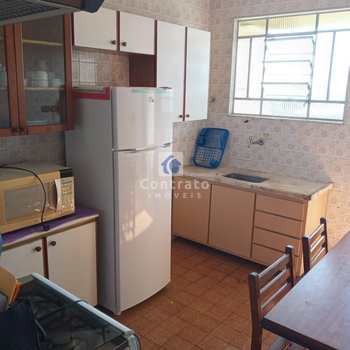 Apartamento em São Vicente, bairro Vila Cascatinha