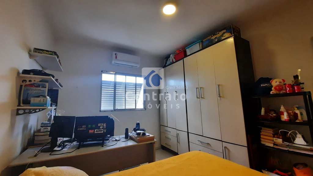 Apartamento em São Vicente, no bairro Vila Cascatinha