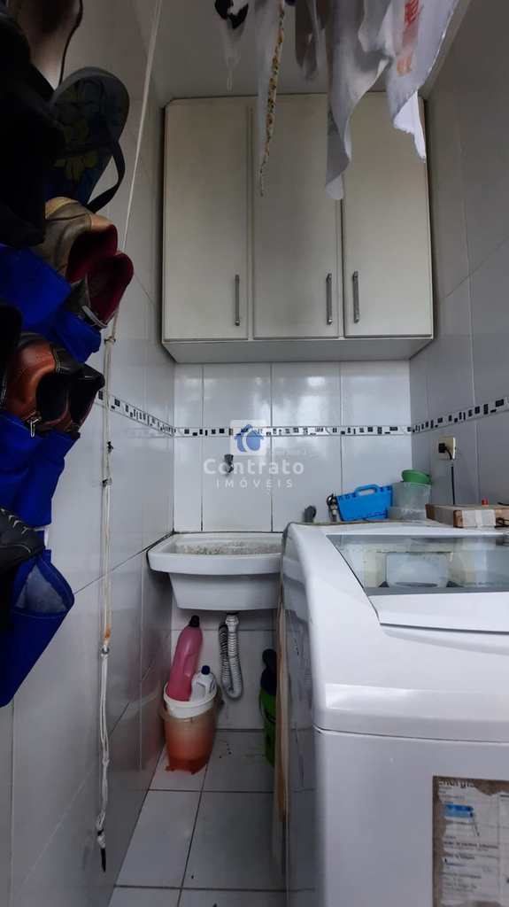 Apartamento em São Vicente, no bairro Vila Cascatinha