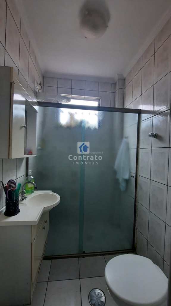 Apartamento em São Vicente, no bairro Vila Cascatinha