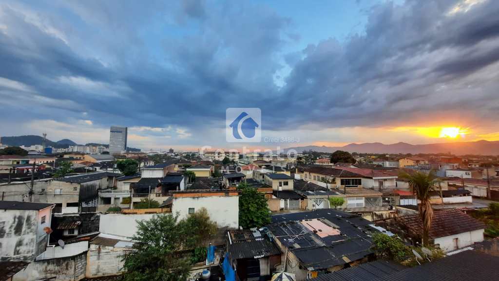 Apartamento em São Vicente, no bairro Vila Cascatinha