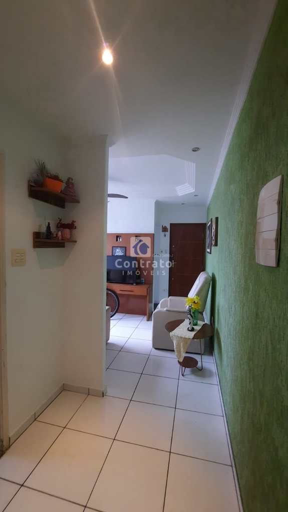 Apartamento em São Vicente, no bairro Vila Cascatinha