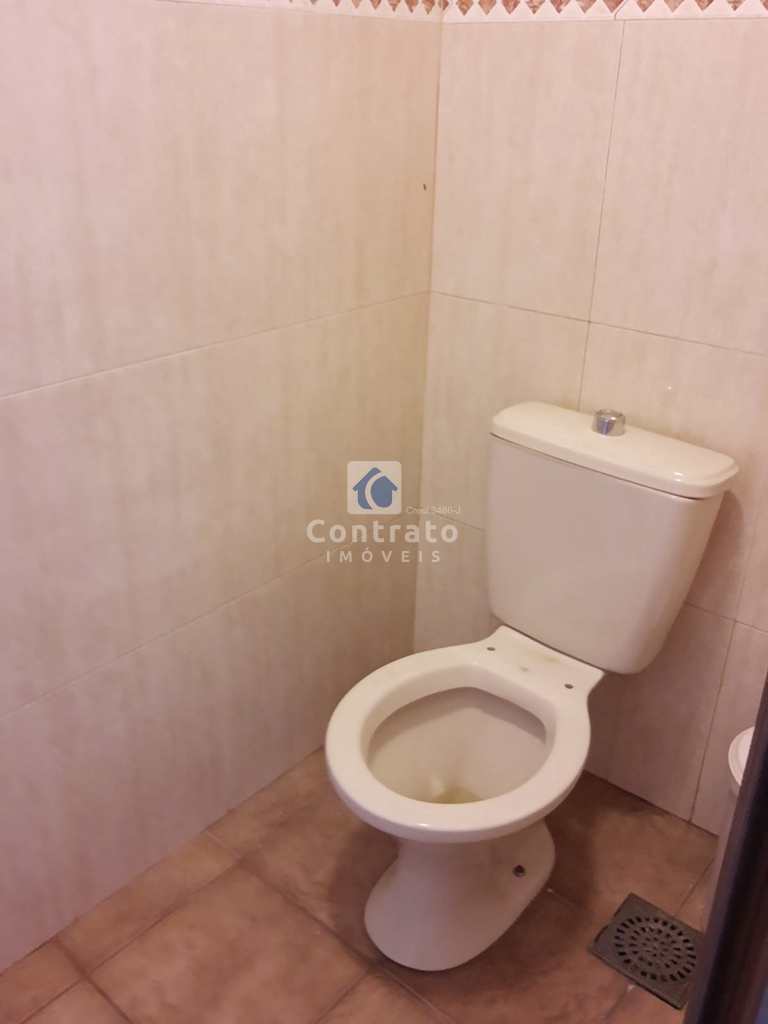 Casa em São Vicente, no bairro Vila São Jorge