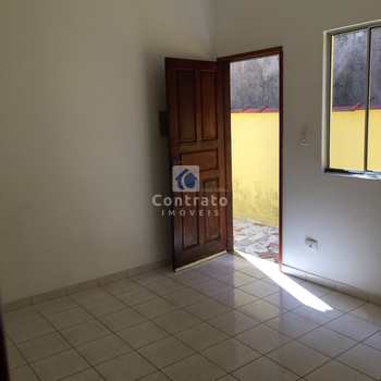 Casa em São Vicente, bairro Vila São Jorge
