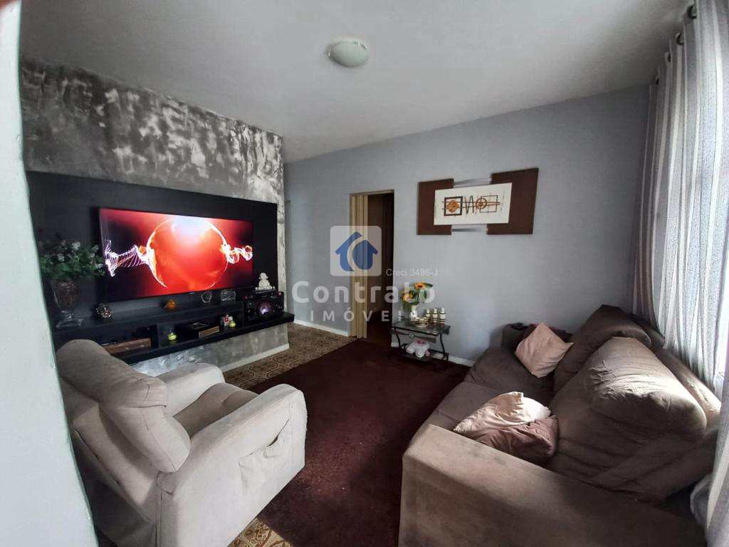 Casa em São Vicente, no bairro Vila Valença