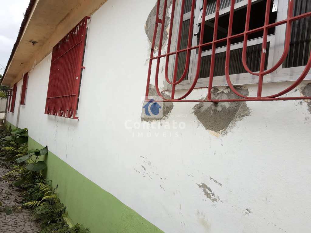 Casa em São Vicente, no bairro Centro