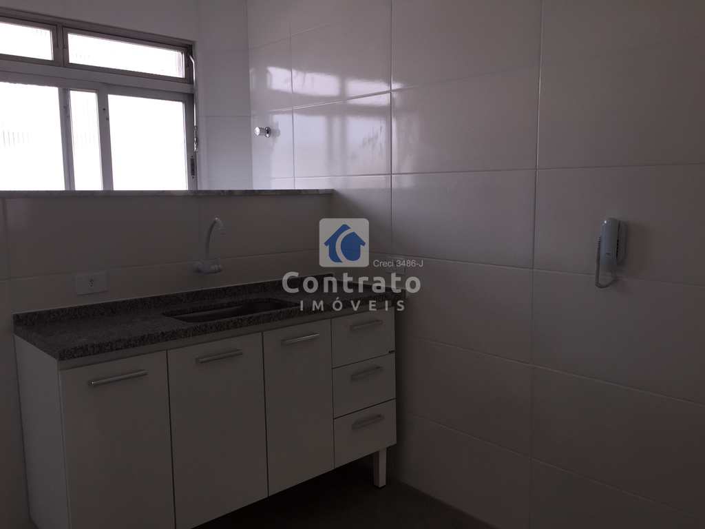 Apartamento em São Vicente, no bairro Vila Cascatinha