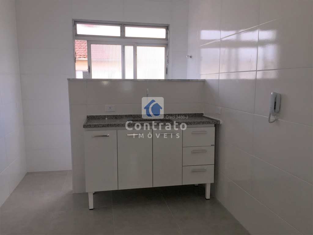 Apartamento em São Vicente, no bairro Vila Cascatinha