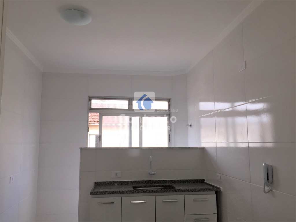 Apartamento em São Vicente, no bairro Vila Cascatinha