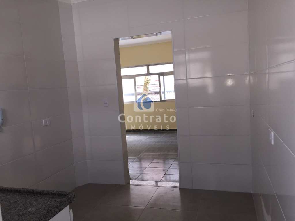 Apartamento em São Vicente, no bairro Vila Cascatinha