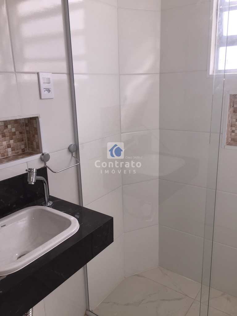 Apartamento em São Vicente, no bairro Vila Cascatinha