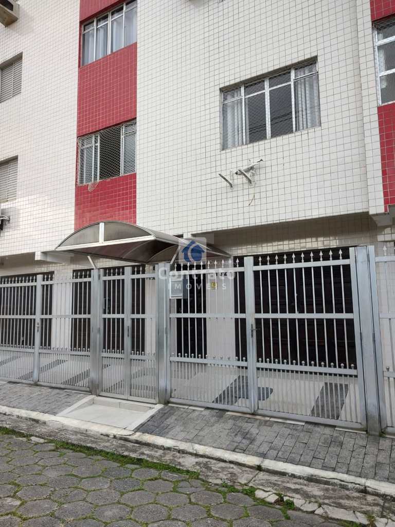 Apartamento em São Vicente, no bairro Vila Cascatinha