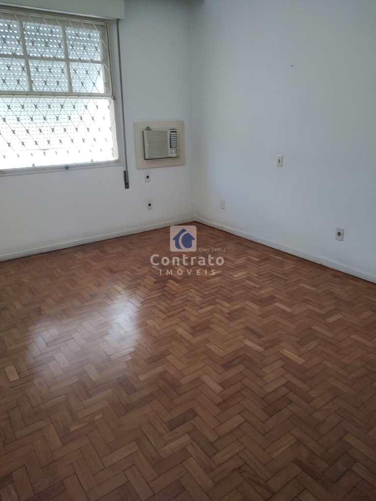 Sobrado em Santos, no bairro Aparecida