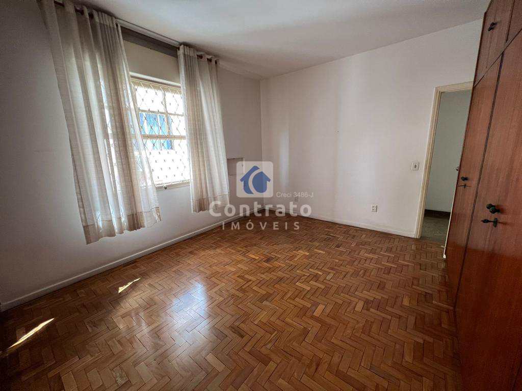 Sobrado em Santos, no bairro Aparecida