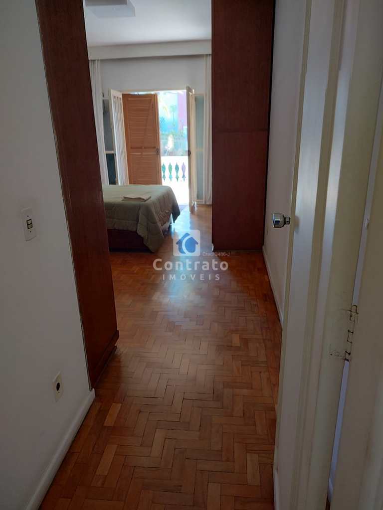 Sobrado em Santos, no bairro Aparecida